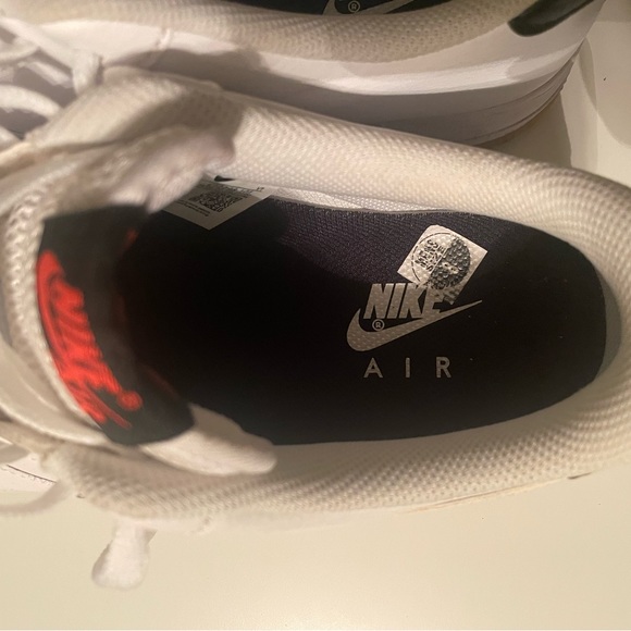 Nike Air Force One - Picture 4 of 6
